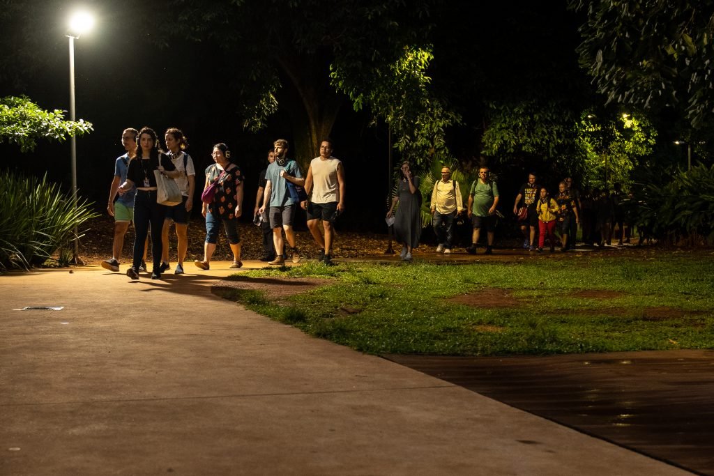 Performances do projeto "PERROS - Diálogos Caninos", no Parque Augusta e Praça Roosevelt. (05/03/24). | Foto: Rodrigo Reis