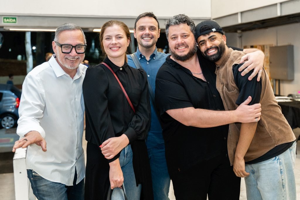 Lançamento do livro “Breves Apontamentos Sobre o Teatro Das_Nas_Pelas_Periferias”, com organização de Alexandre Mate e editoração do Selo Lucias. Na SP Escola de Teatro. (19/06/2024). | Foto por @AndreStefano