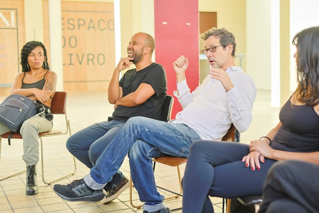 Aula inaugural do curso Hamlet, Oficina da Loucura e Outras Logicas, no centro cultural Oswald de Andrade. (11/06/2024). | Foto: Clara Silva.