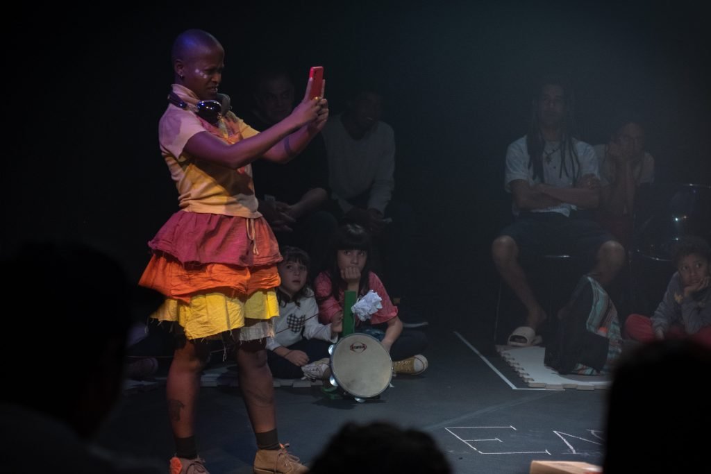 Apresentação da peça “No dia seguinte todo mundo riu”, feita pelos estudantes da SP Escola de Teatro, na Unidade Roosevelt. (6/7/2024). | Foto: Rodrigo Reis