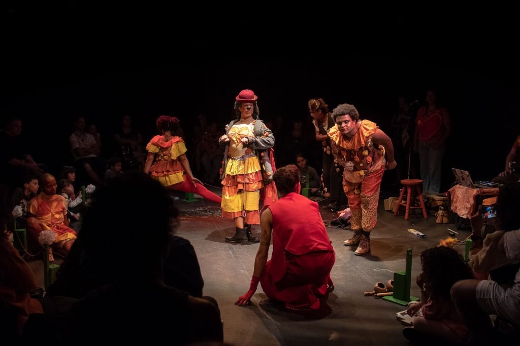 Apresentação da peça “No dia seguinte todo mundo riu”, feita pelos estudantes da SP Escola de Teatro, na Unidade Roosevelt. (6/7/2024). | Foto: Rodrigo Reis