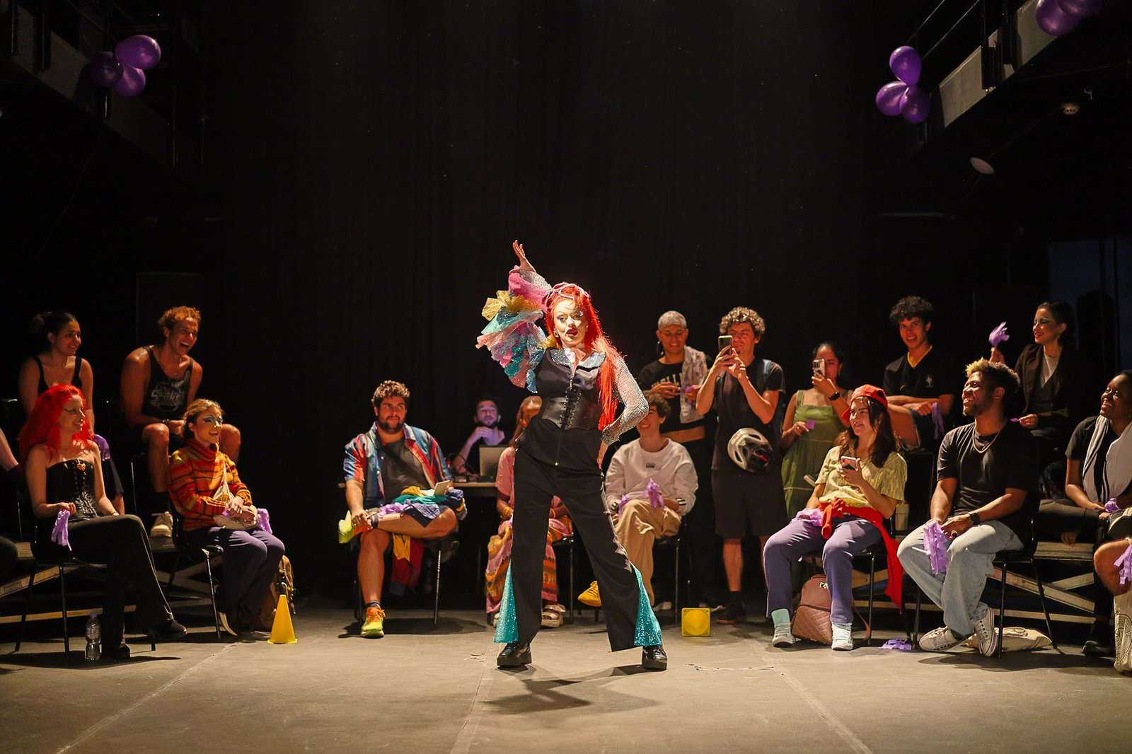 Apresentação no primeiro dia da Mostra de Microcenas dos estudantes de Direção da SP Escola de Teatro. (31/08/2024). | Foto: Clara Silva