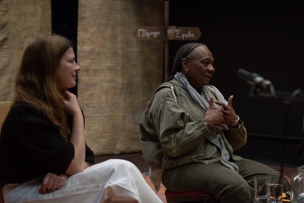 Encontro sobre psicanálise e teatro, a partir da residêndia artística "Hello, Édipo", Elen Londero, Bartholomeu De Haro e Isildinha Baptista Nogueira. (5/10/2024). | Foto: Rodrigo Reis