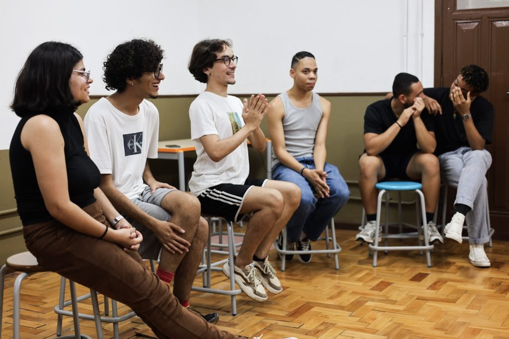 Oficina de Teatro na E. E. Caetano de Campos, a partir da contrapartida dos alunos bolsistas do Programa Oportunidades. (06/11/2024). | Foto: Clara Silva.