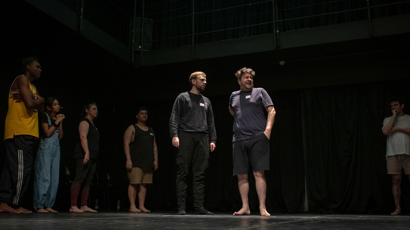 Workshop “Jogos de improviso e roteiro: dispositivos dramatúrgicos para a criação de esquetes” com a trupe “Intrusos na Comédia”, na sede Roosevelt da SP Escola de Teatro. (14/12/2024) | Foto: Rodrigo Reis.