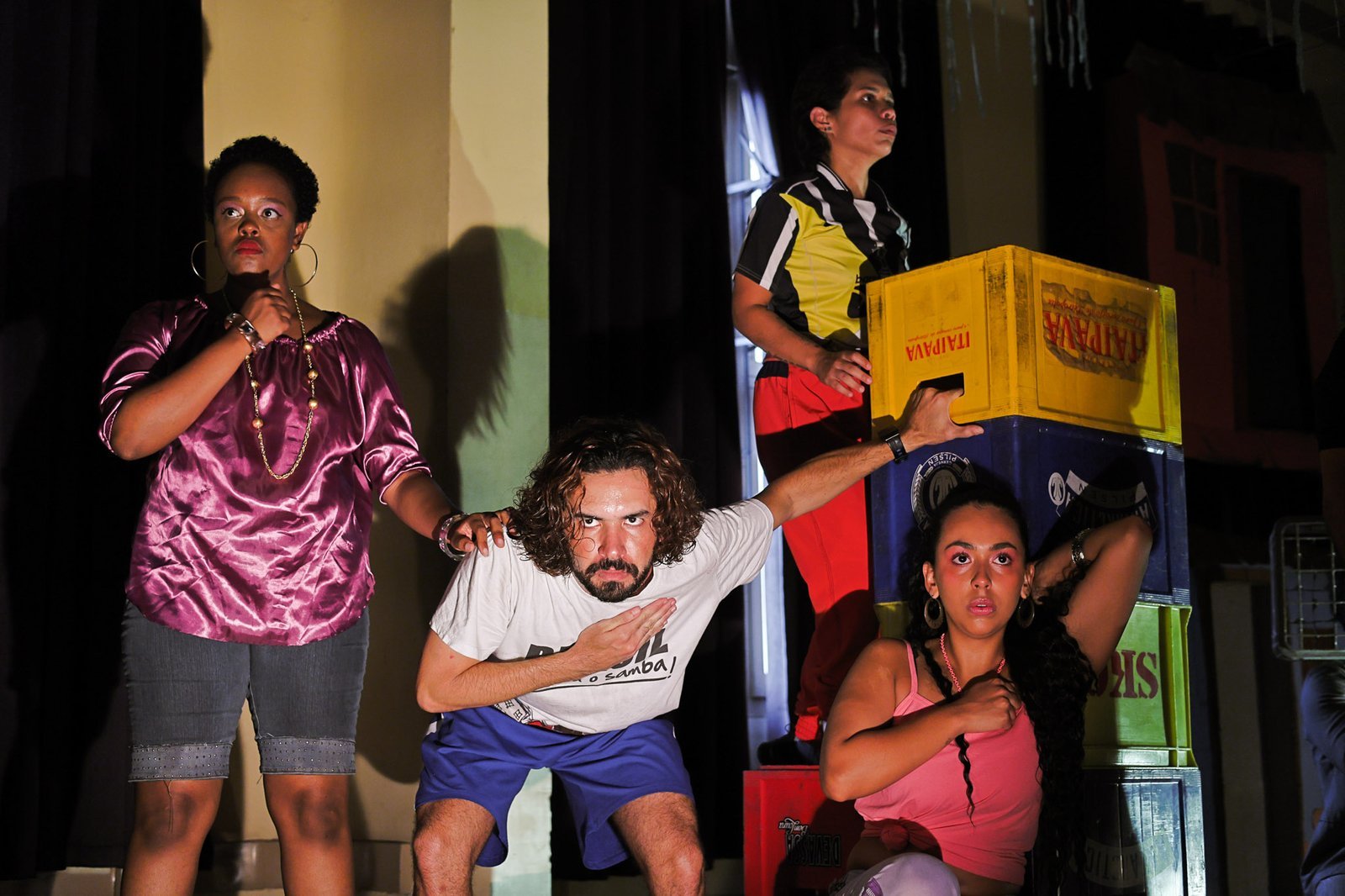 Experimento III do grupo N7 Vermelho, do segundo semestre de 2024, na SP Escola de Teatro. | Foto: Clara Silva.