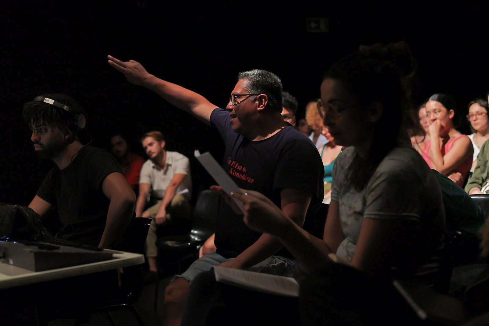 Curso “Atuando no audiovisual: presença e escuta” com Christian Landi, na sede Roosevelt da SP Escola de Teatro. (16/01/2025) | Foto: Clara Silva.