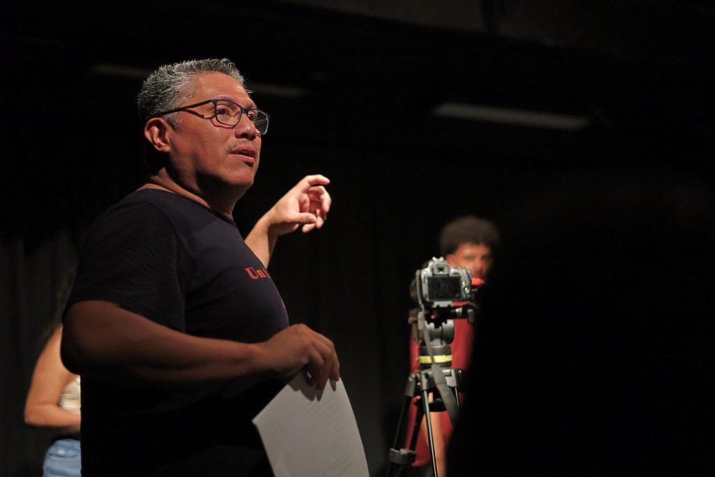 Curso “Atuando no audiovisual: presença e escuta” com Christian Landi, na sede Roosevelt da SP Escola de Teatro. (16/01/2025) | Foto: Clara Silva.