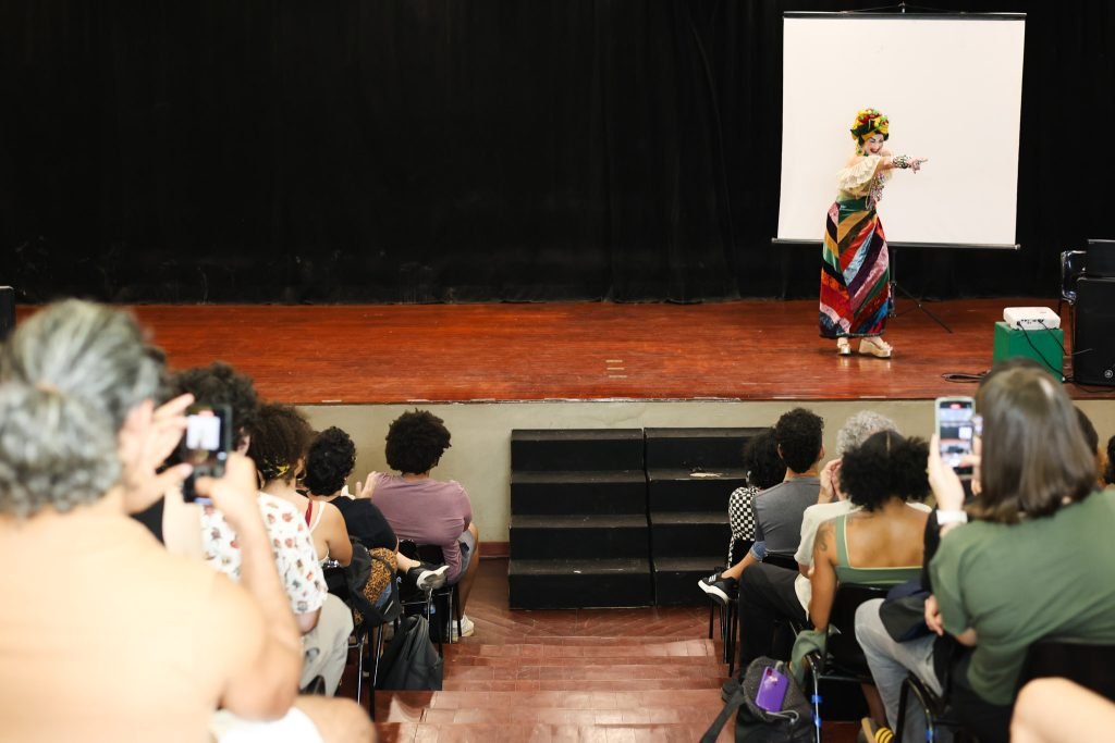 Aula Inaugural do 1° semestre de 2025 com Regina Muller, na unidade Brás da SP Escola de Teatro. (06/02/2025) | Foto: Clara Silva