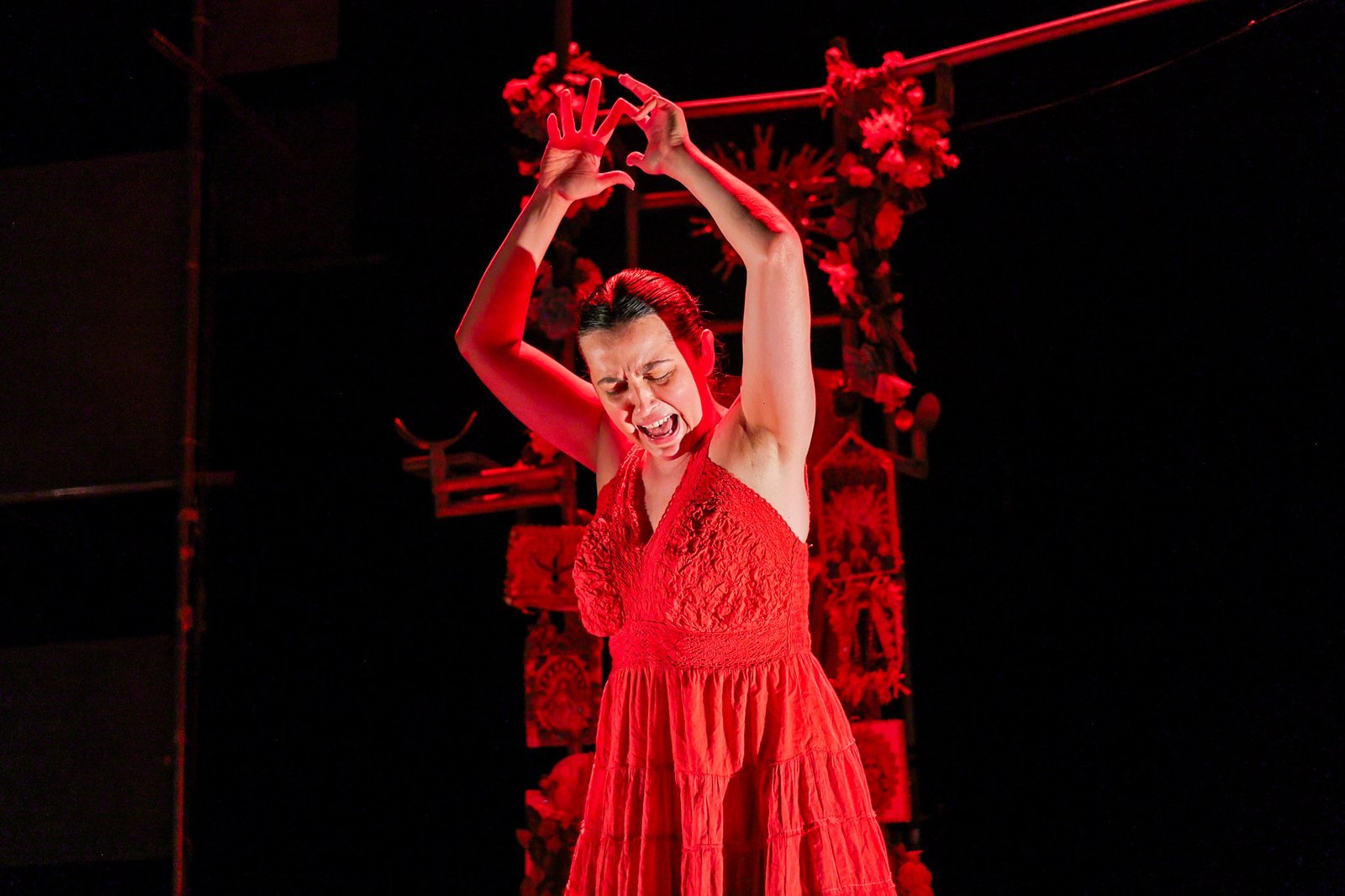 Espetáculo "A CobraDORa", na sede Roosevelt da SP Escola de Teatro. (20/03/2025) | Foto: Clara Silva