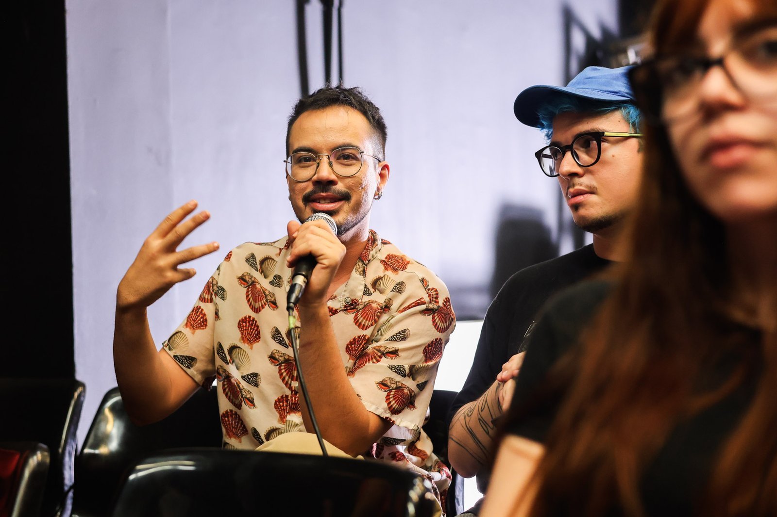 Encontro “Presença de pessoas trans/gênero dissidente na técnica de Iluminação” com Nero Murphy, estudante do curso regular de Iluminação. (22/03/2025) | Foto: Clara Silva