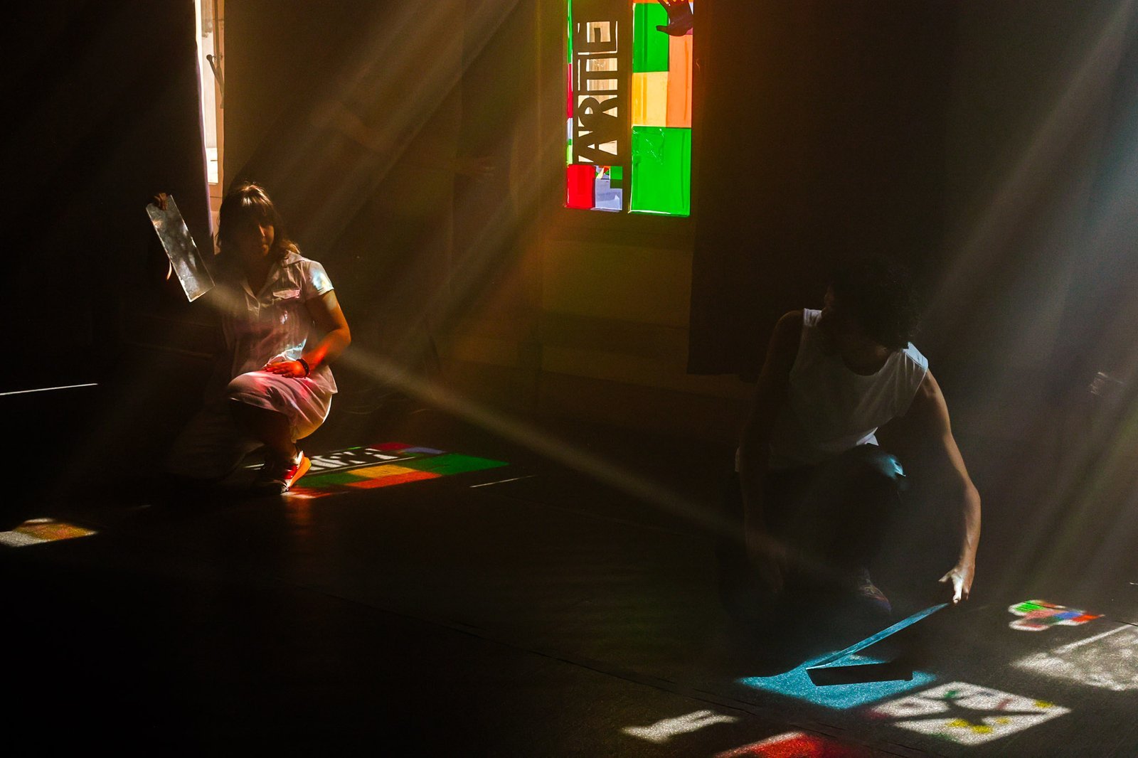 Atividade de curso de Iluminação na sede Brás da SP Escola de Teatro. (9/5/2025). | Foto: Clara Silva