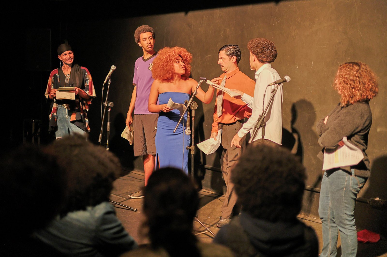 Primeiro dia do Cena Única, mostra dos estudantes de Dramaturgia da SP Escola de Teatro. (6/5/2025). | Foto: Clara Silva