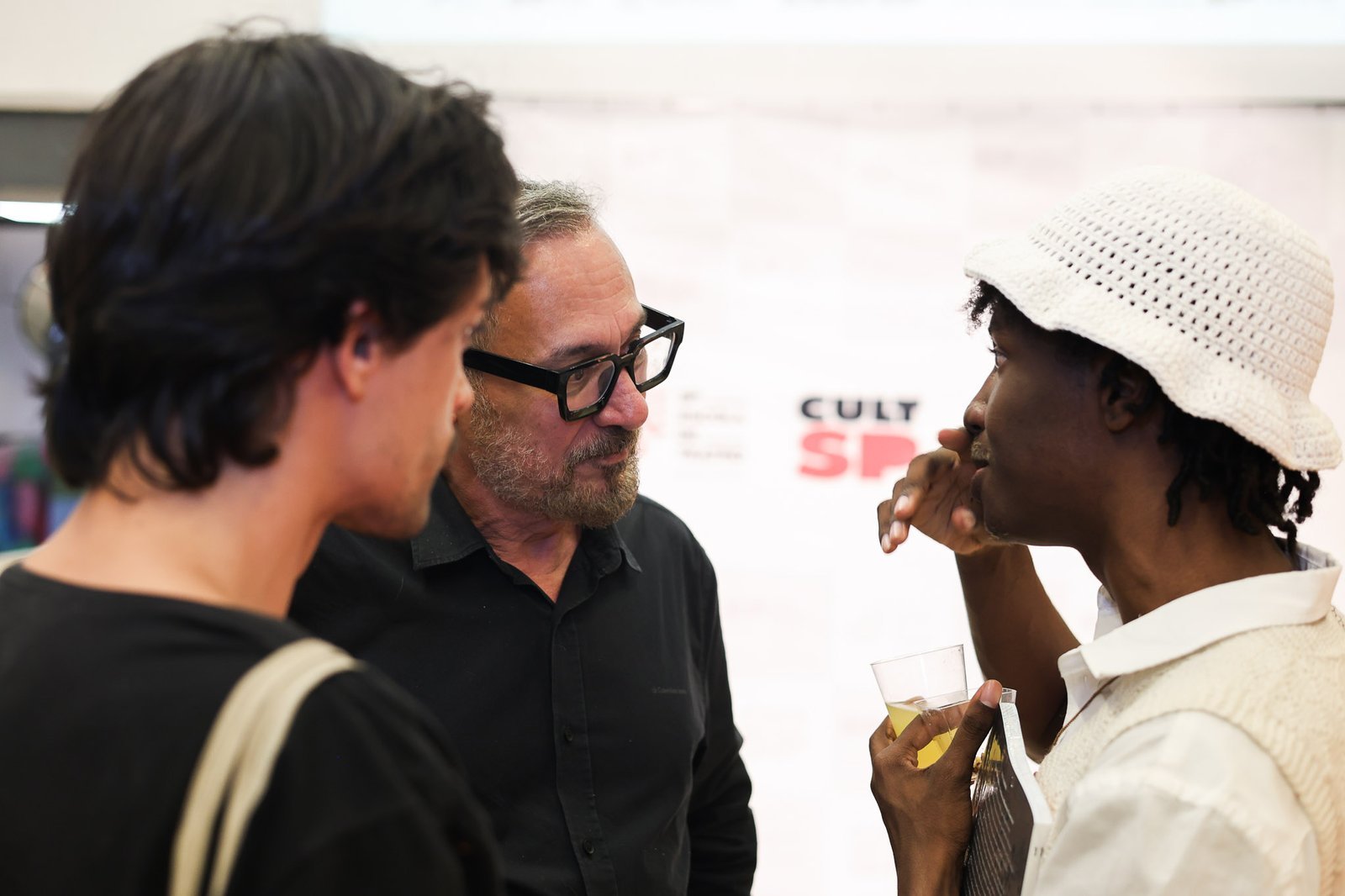 Lançamento da Revista A[L]BERTO #11 na sede Roosevelt da SP Escola de Teatro. (03/09/2025). | Foto: Clara Silva