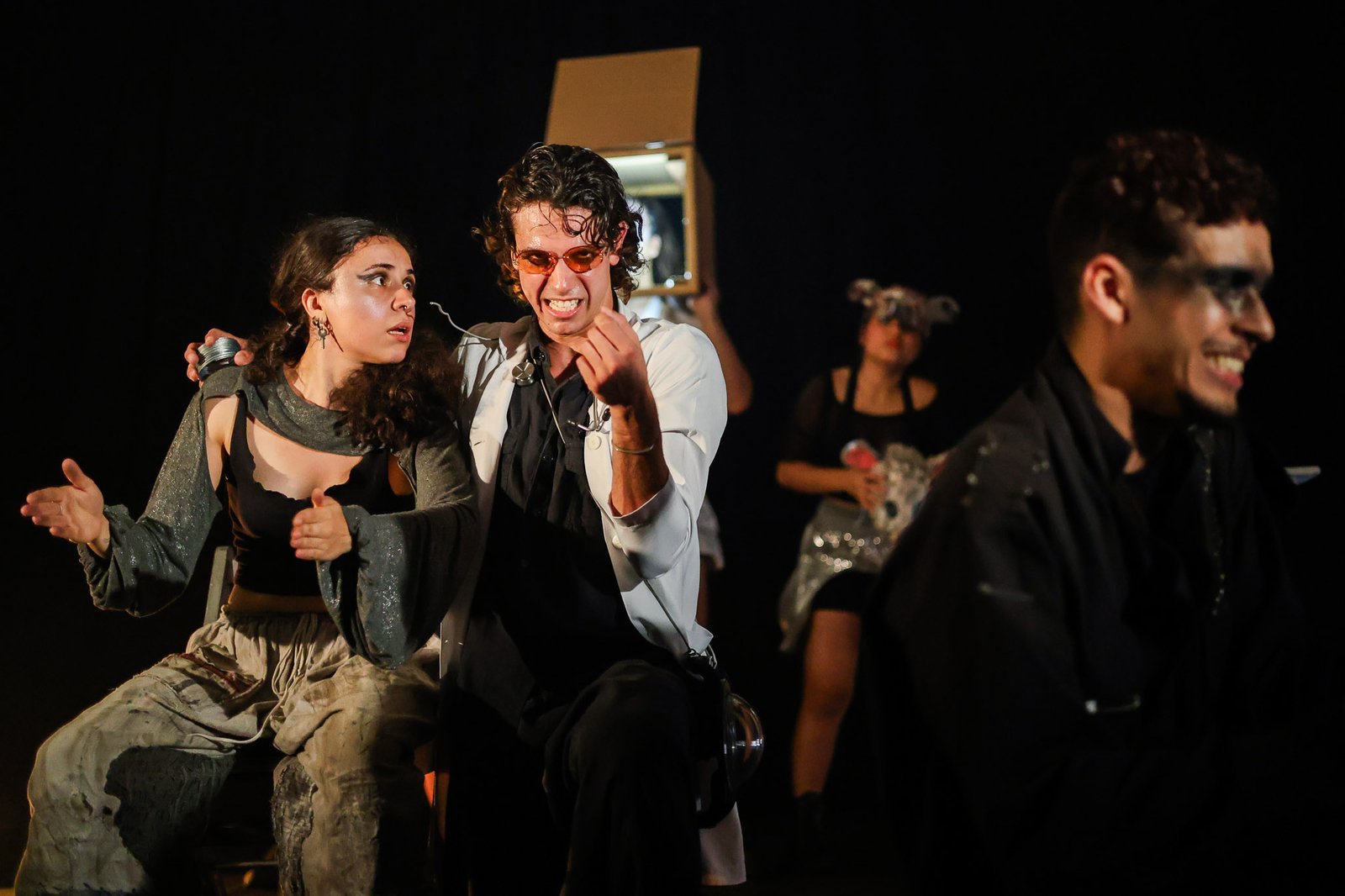 Experimento II do grupo N3 Vermelho, do segundo semestre de 2025, na SP Escola de Teatro. | Foto: Clara Silva.