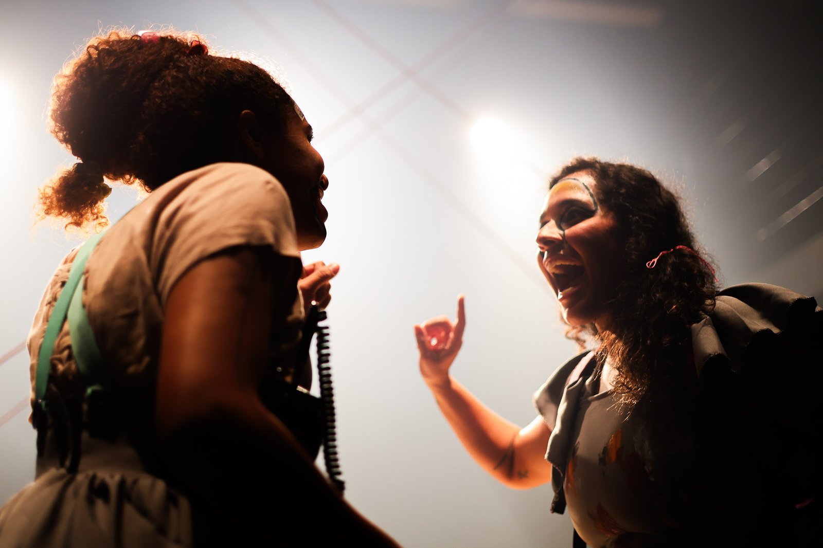 Experimento II do grupo N5 Amarelo, do segundo semestre de 2025, na SP Escola de Teatro. | Foto: Clara Silva.