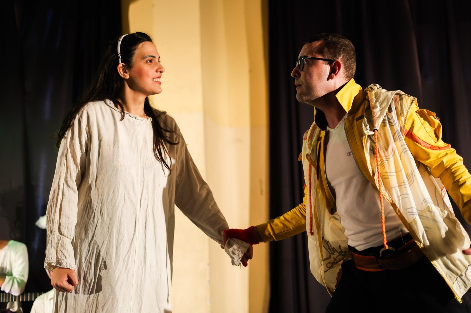 Experimento II do grupo N5 Vermelho, do segundo semestre de 2025, na SP Escola de Teatro. | Foto: Clara Silva.