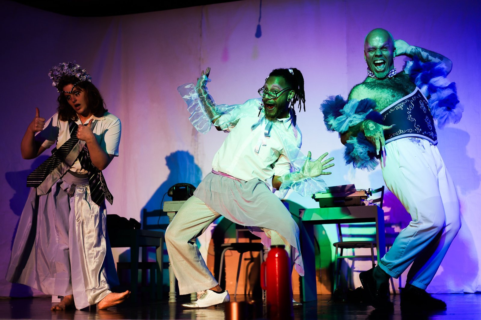 Experimento II do grupo N6 Vermelho, do segundo semestre de 2025, na SP Escola de Teatro. | Foto: Clara Silva.