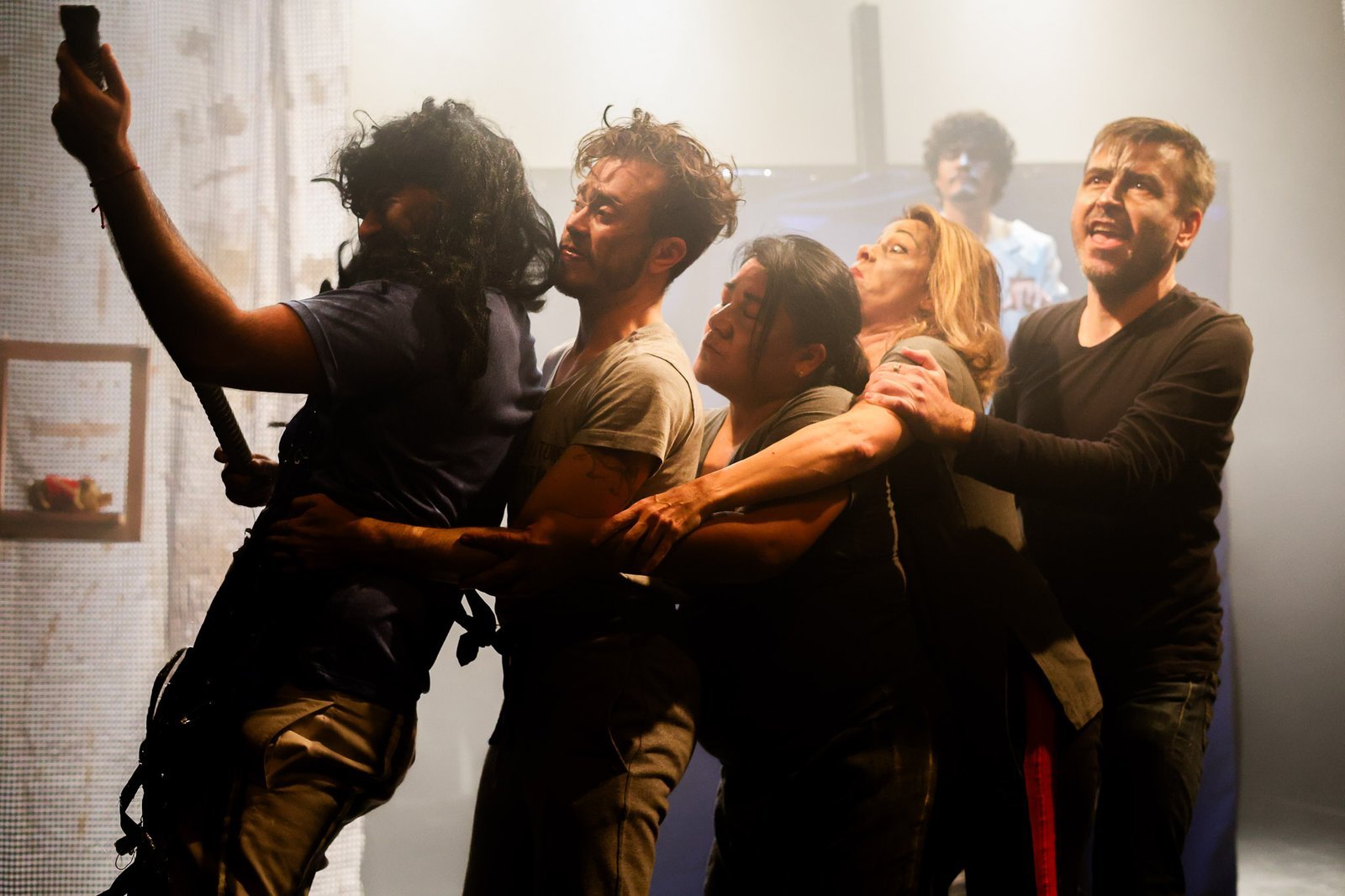 Experimento II do grupo N7 Amarelo, do segundo semestre de 2025, na SP Escola de Teatro. | Foto: Clara Silva.