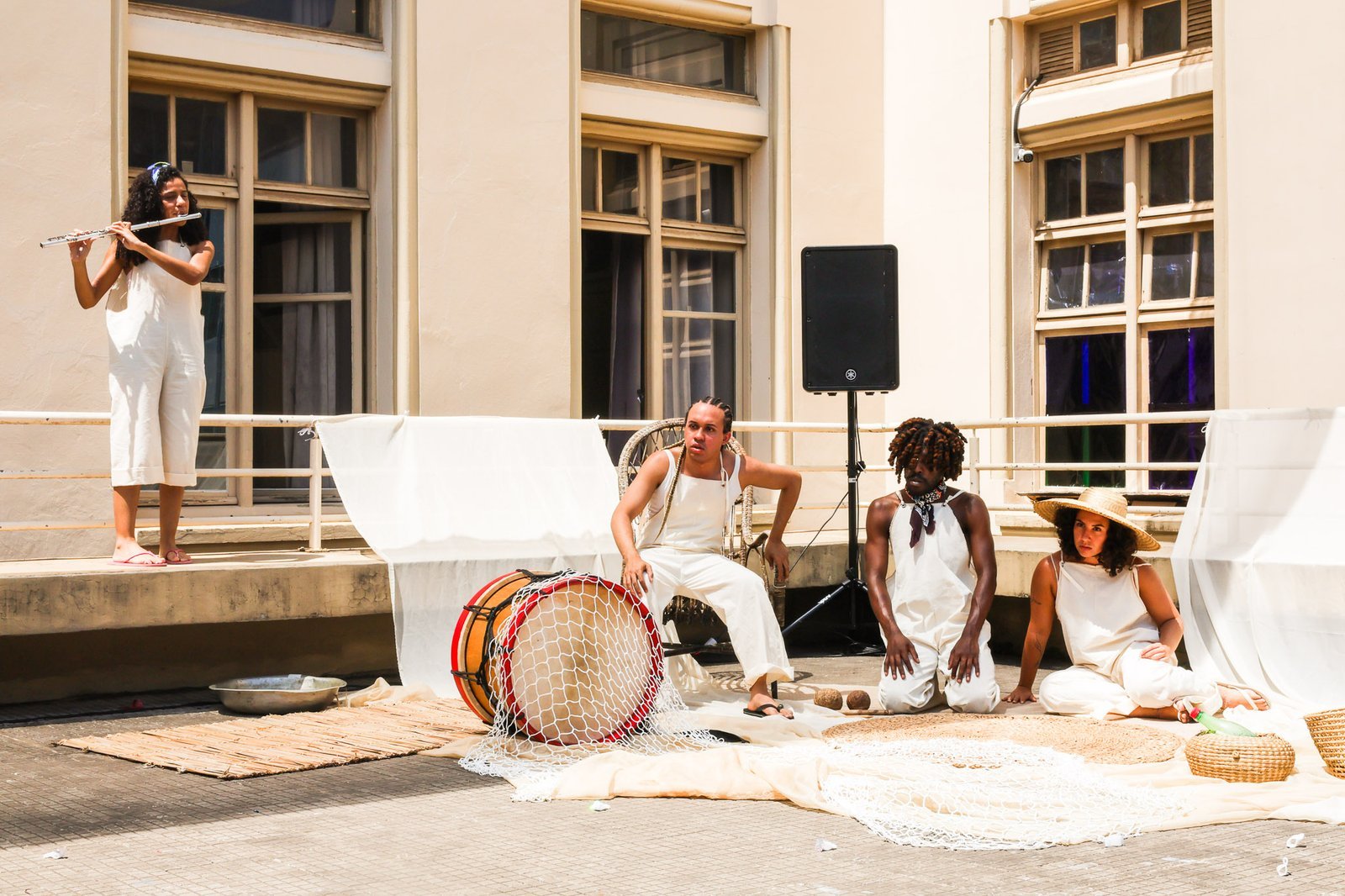 Experimento II do grupo N7 Vermelho, do segundo semestre de 2025, na SP Escola de Teatro. | Foto: Clara Silva.