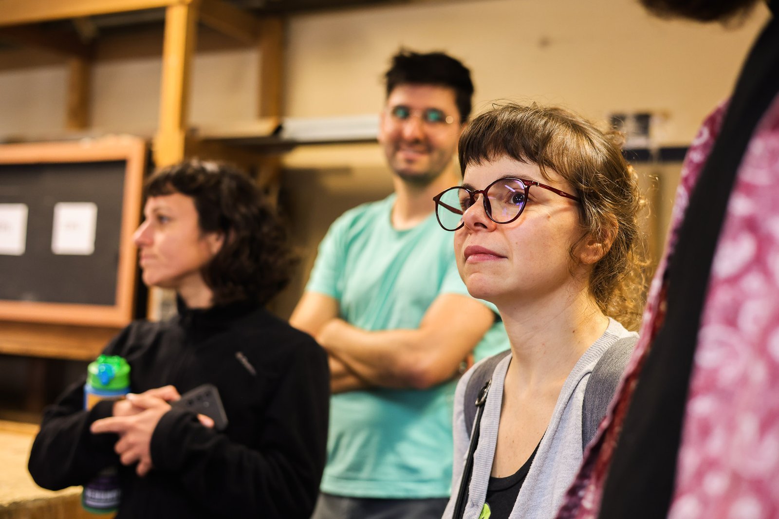 Cia Espaço em Branco em visita na sede Brás da SP Escola de Teatro, projeto do Ocupa Lab. (07/10/2025). | Foto: Clara Silva.