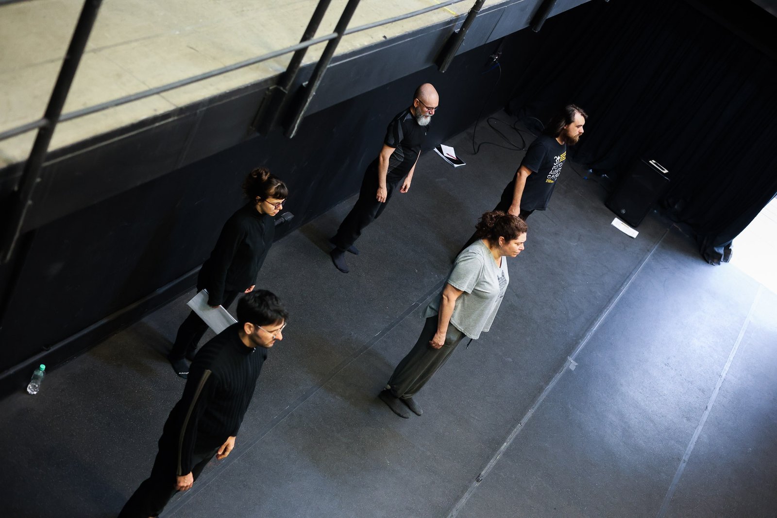 Ensaio O ESTRANHO MUNDO DE JOTAZÊ da Cia Espaço em Branco, projeto do Ocupa Lab. (09/10/2025). | Foto: Clara Silva.